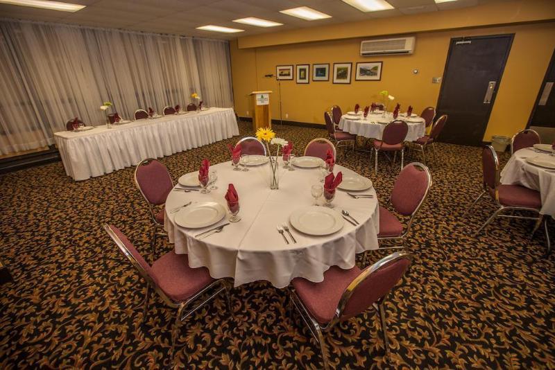 Clarenville Inn Eksteriør billede